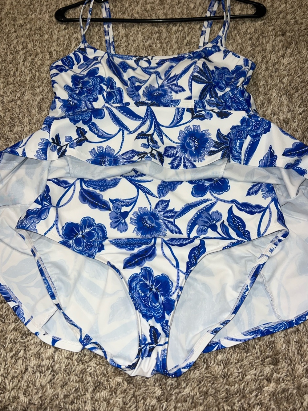 Sonnet Shores Feminine Classy One-Piece Swimdress - White & Royal Blue (size 6) - Picture 11 of 14